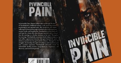 Sis'Mantoa sharing her book review in Conversations with Sis'Mantoa